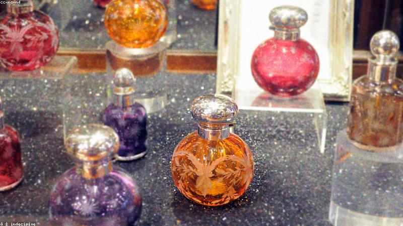 科学避坑指南：如何通过专业评测选对护肤品？